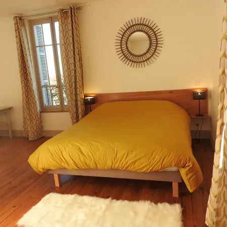 Domaine De Laverchere Bed and Breakfast